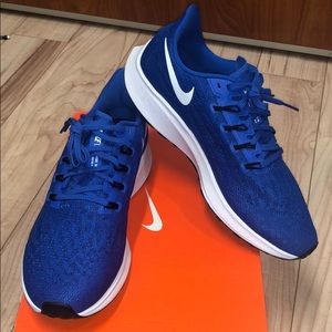 🌀BRAND NEW🌀NIKE SNEAKERS